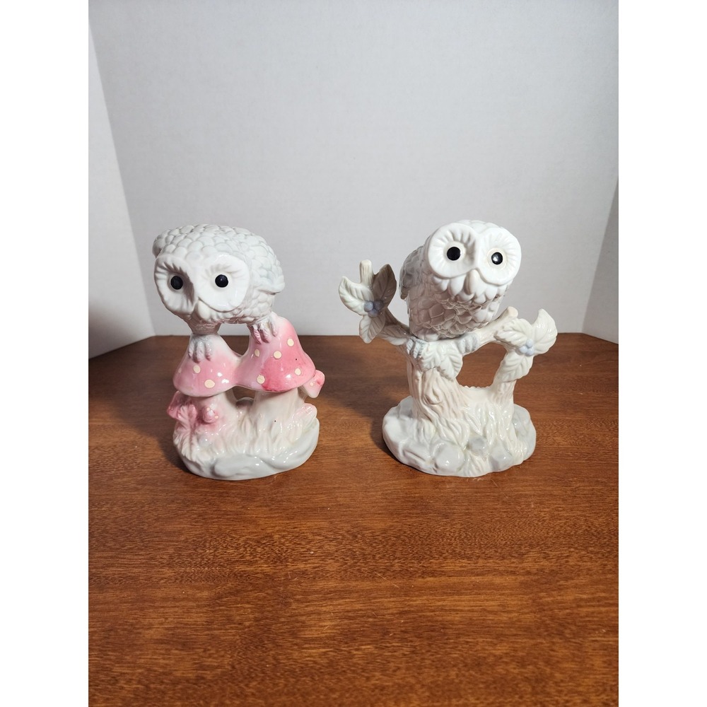 Vintage 2 White Snow Owl Figurines Ceramic Perched in Tree Branch & Mushroom 8"‎